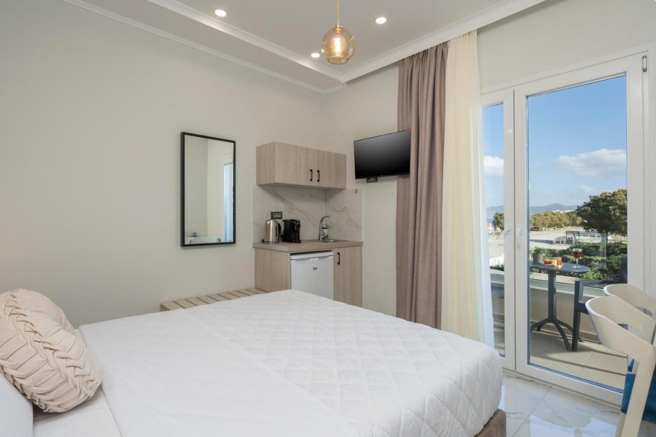 Alexia Seaview Apartments Kíssamos Eksteriør bilde