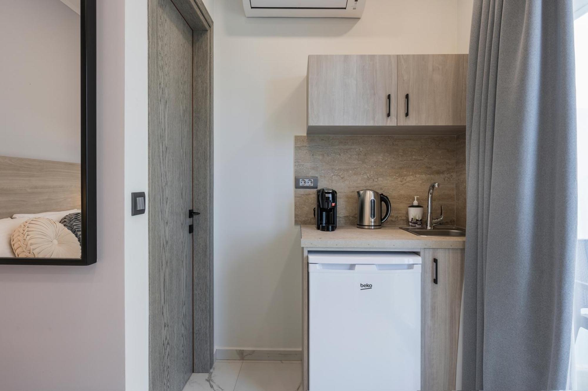 Alexia Seaview Apartments Kíssamos Eksteriør bilde